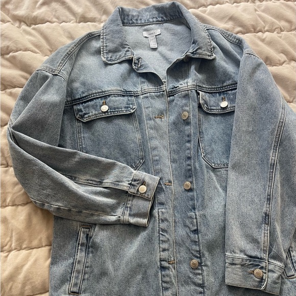 Forever 21 SzL Long Line Denim Jacket - Picture 2 of 5